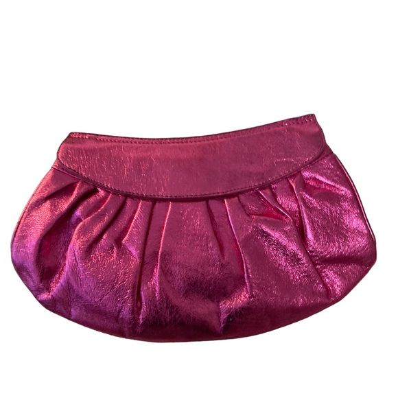 Tara Crystalle London -Hot Pink Metallic Clutch with Brown Lizard Accent-SO CHIC - Picture 2 of 4